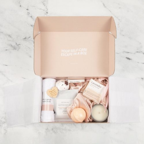 indulgent luxury spa gift box for mother in spanish 888929