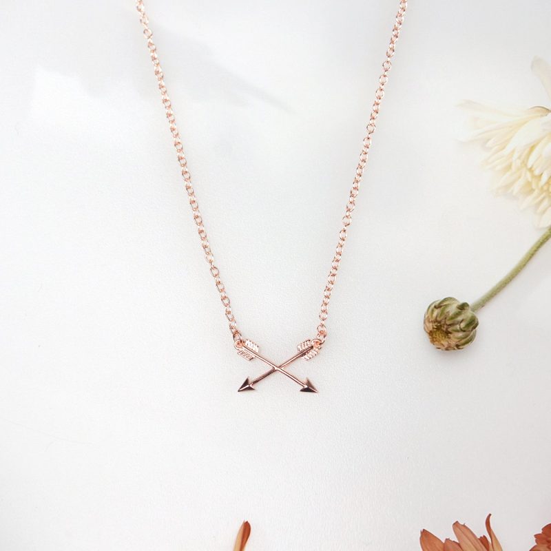 motivational double intersecting arrows necklace 858459